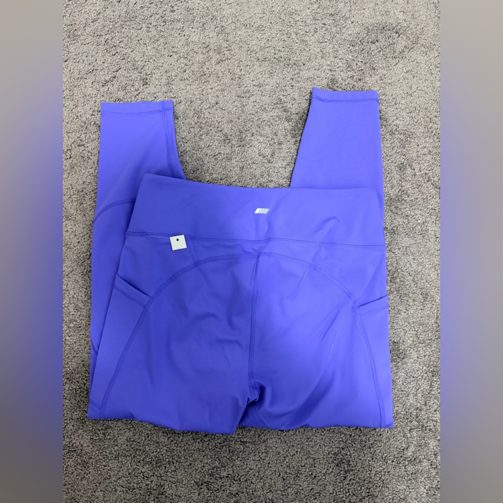 Women’s High-Waisted Leggings with Pockets - Picture 7 of 11